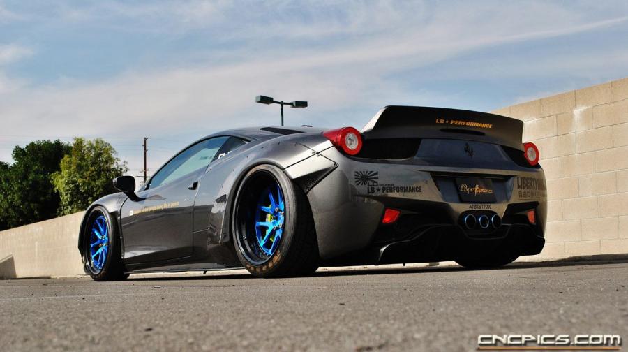  Ferrari 458 Italia by LB Walk Performance 2014 года  (фото 7 из 25)